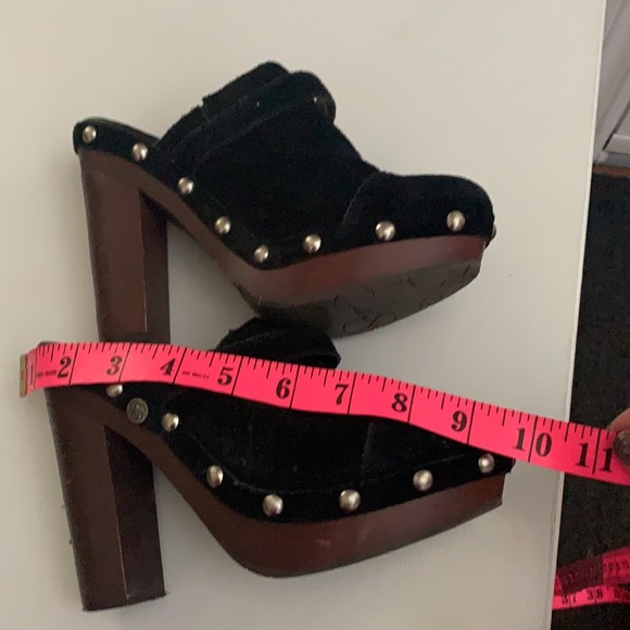 Jessica Simpson Mules - Picture 7 of 8